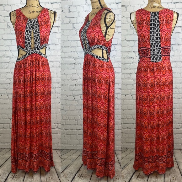 MinkPink Boho Print Side Cutouts Maxi - Picture 3 of 3